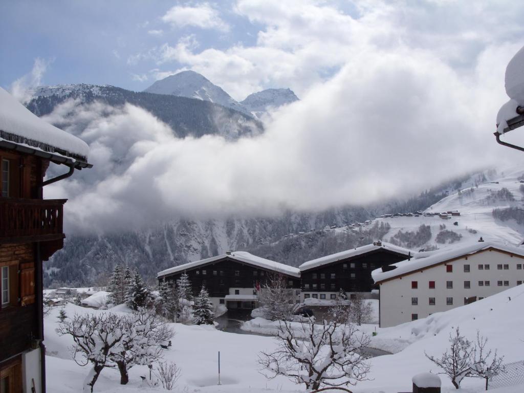Hotel Pez Ault Disentis Εξωτερικό φωτογραφία