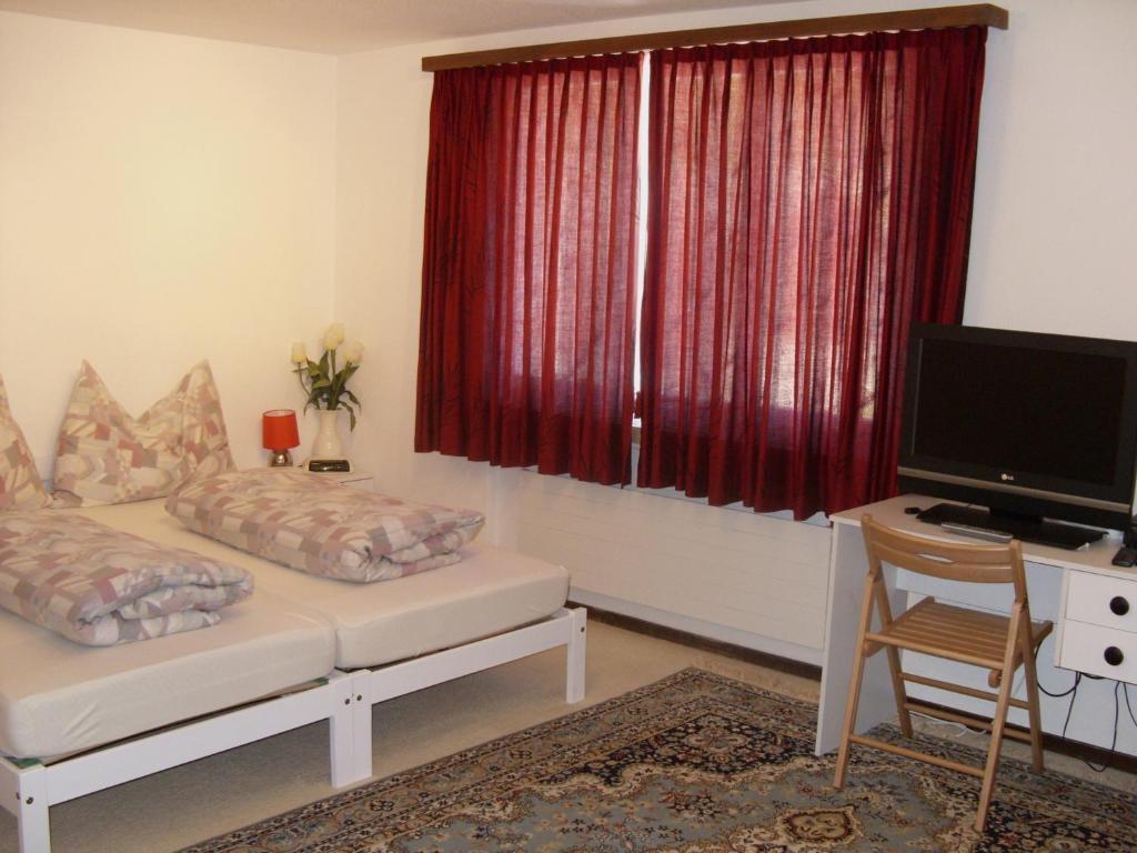 Hotel Pez Ault Disentis Δωμάτιο φωτογραφία