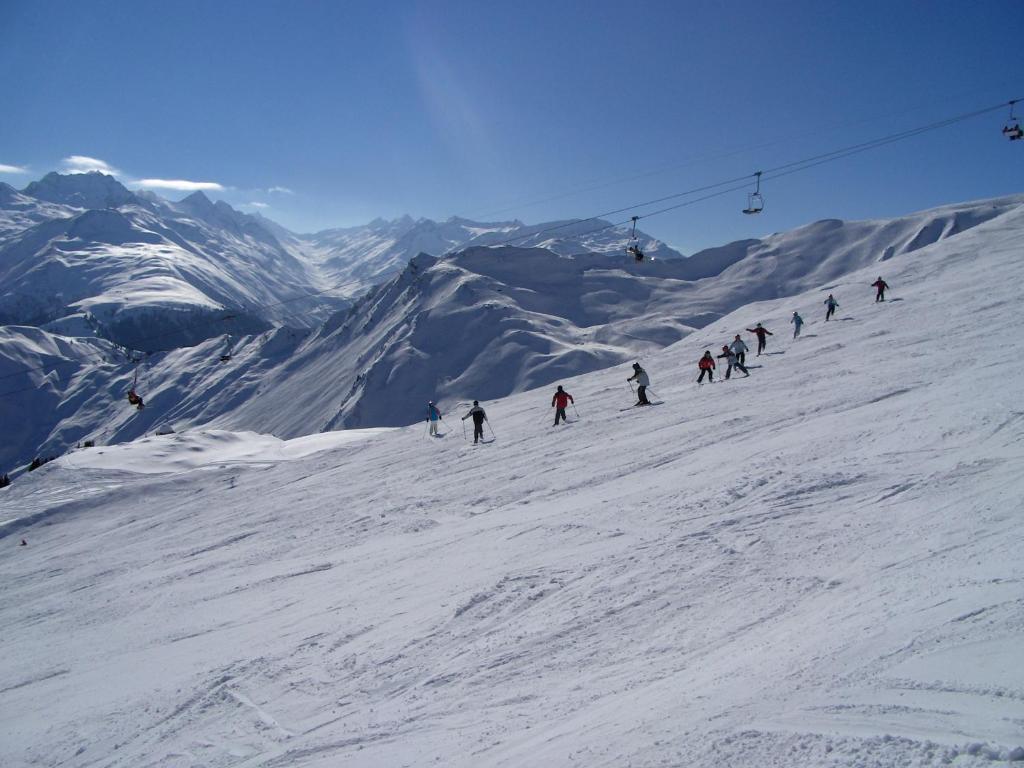 Hotel Pez Ault Disentis Εξωτερικό φωτογραφία